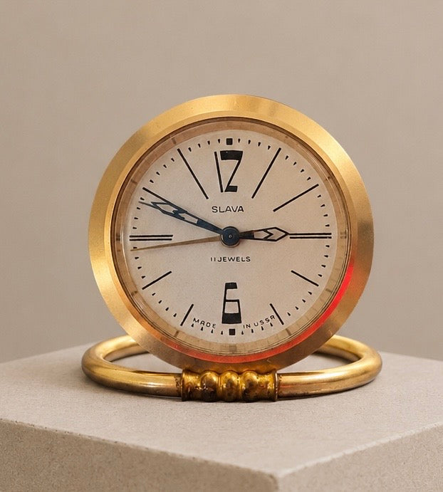 Slava Mechanical Ring Stand Desk Clock – c. 1970–1979
